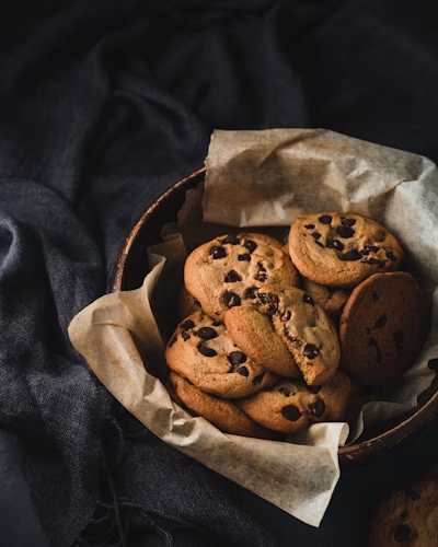 Donat dengan glaze warna cerah